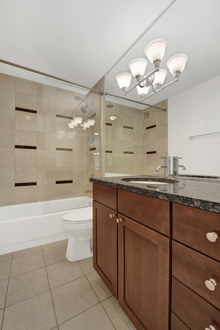 30 E Huron Street Unit: 4110