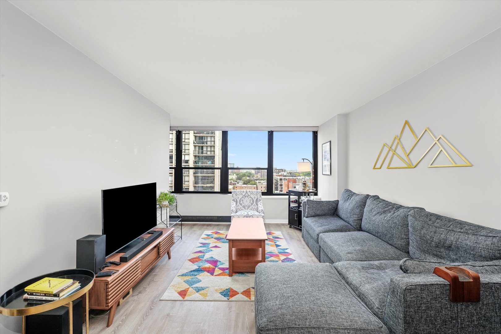 1560 N Sandburg Terrace Unit: 1209J