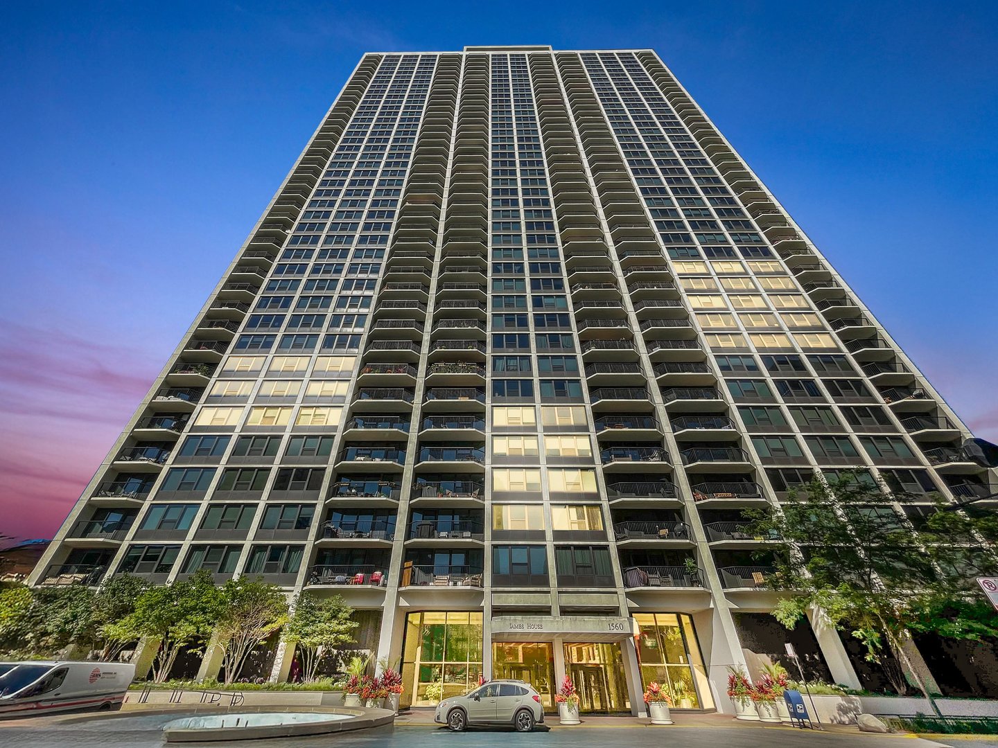 1560 N Sandburg Terrace Unit: 1209J