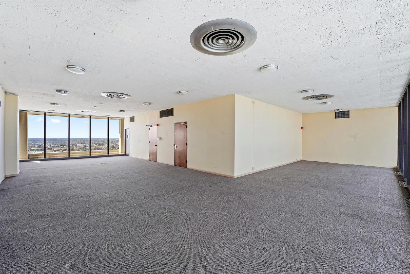 1560 N Sandburg Terrace Unit: 1209J