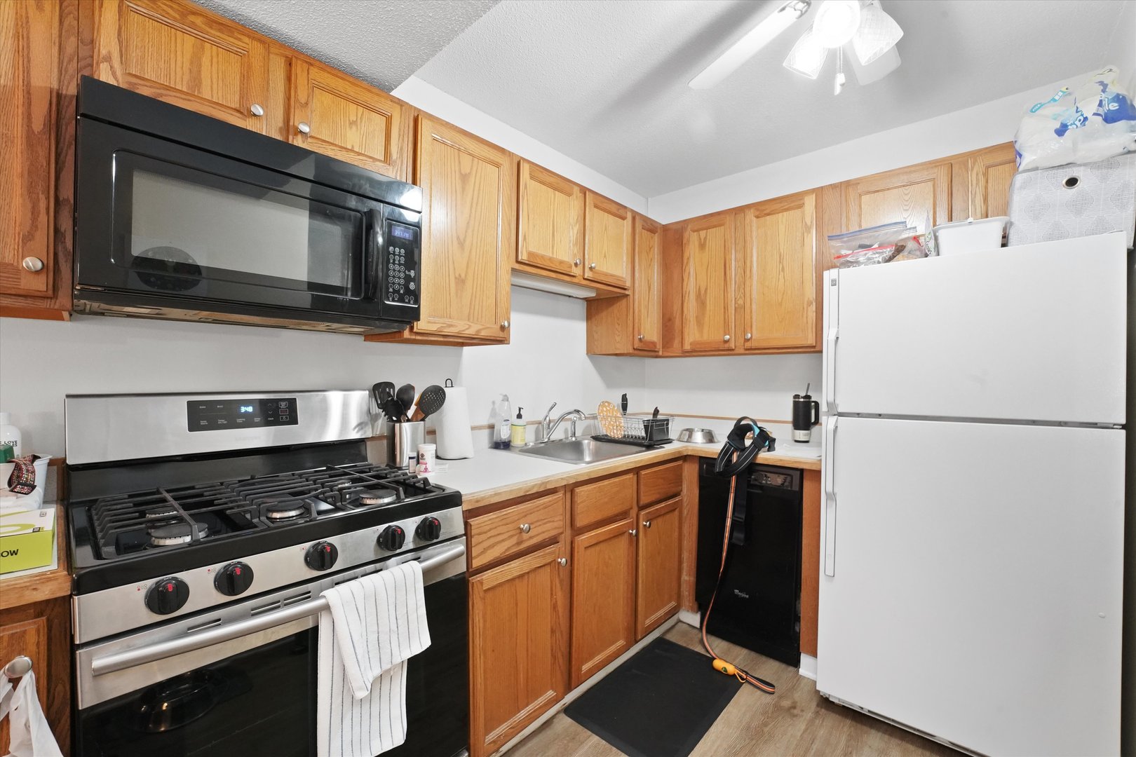 230 E Ontario Street Unit: 603