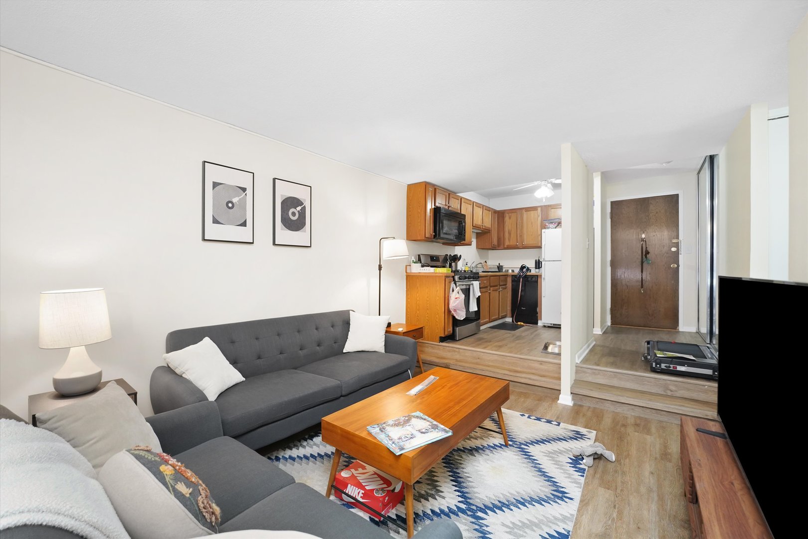 230 E Ontario Street Unit: 603