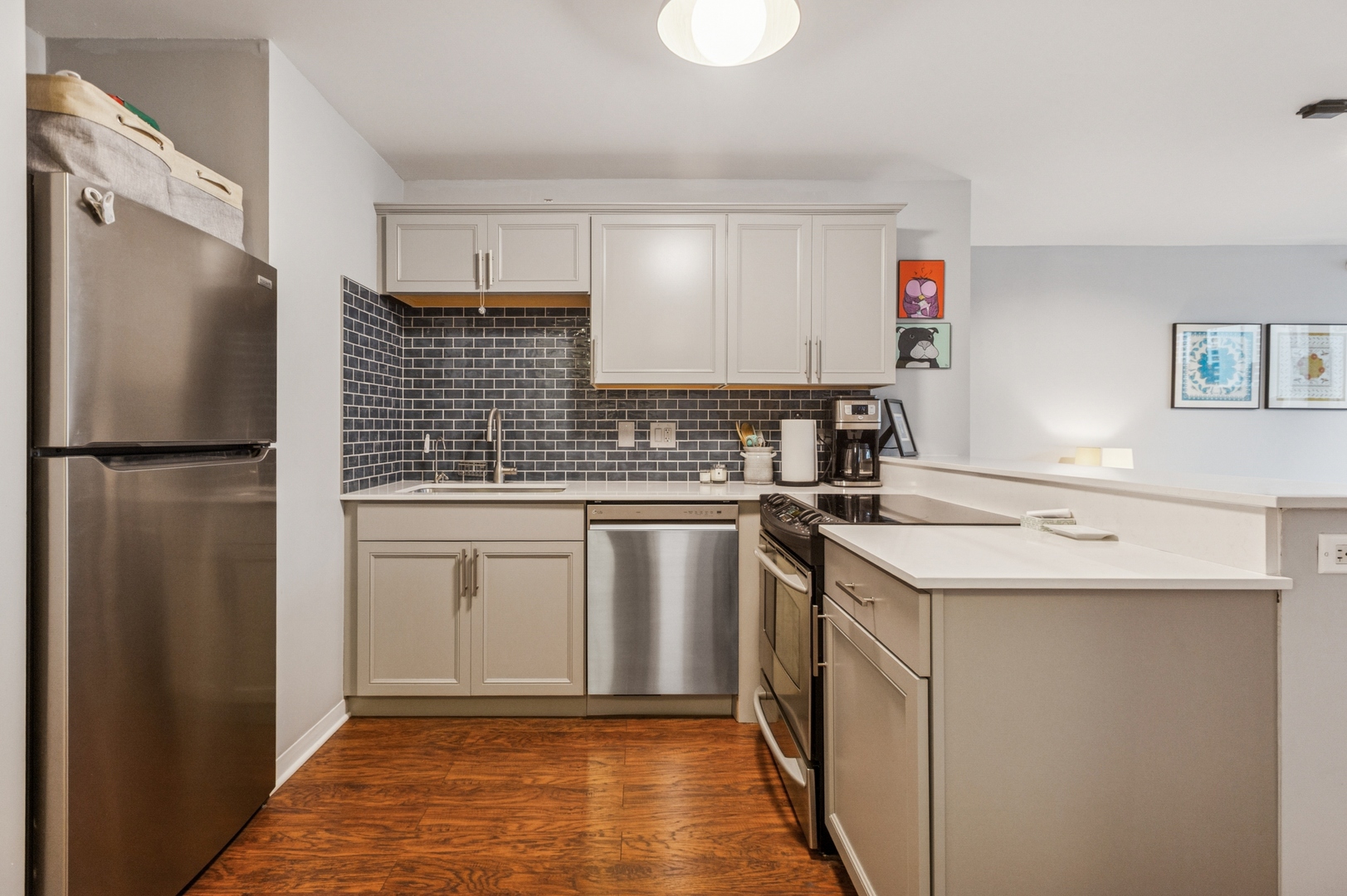 2 E ERIE Street Unit: 1414