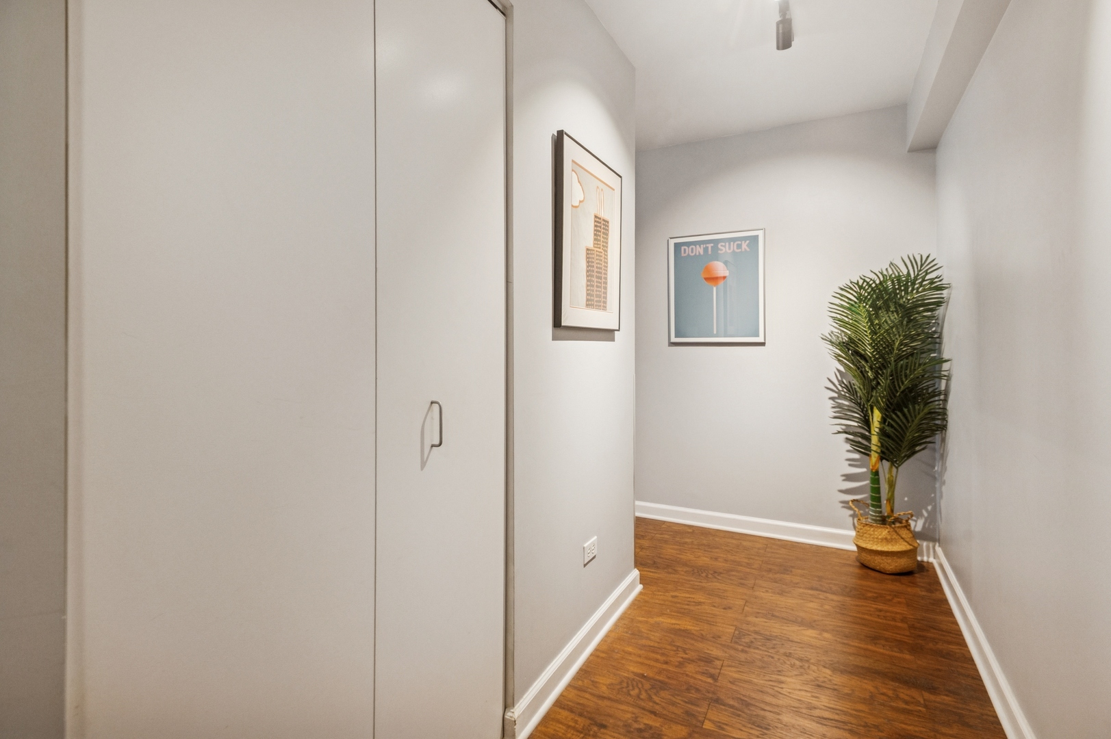 2 E ERIE Street Unit: 1414