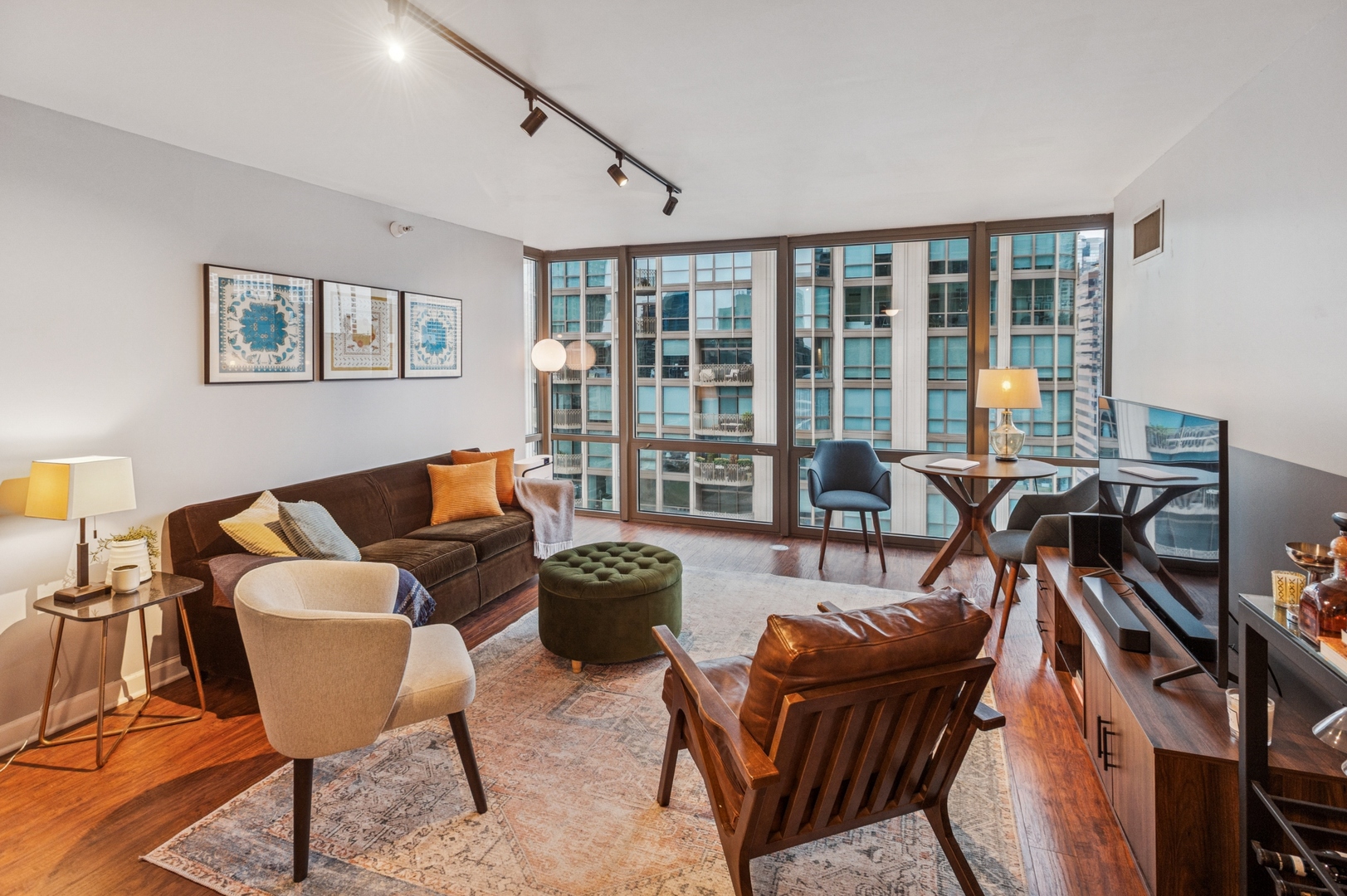 2 E ERIE Street Unit: 1414