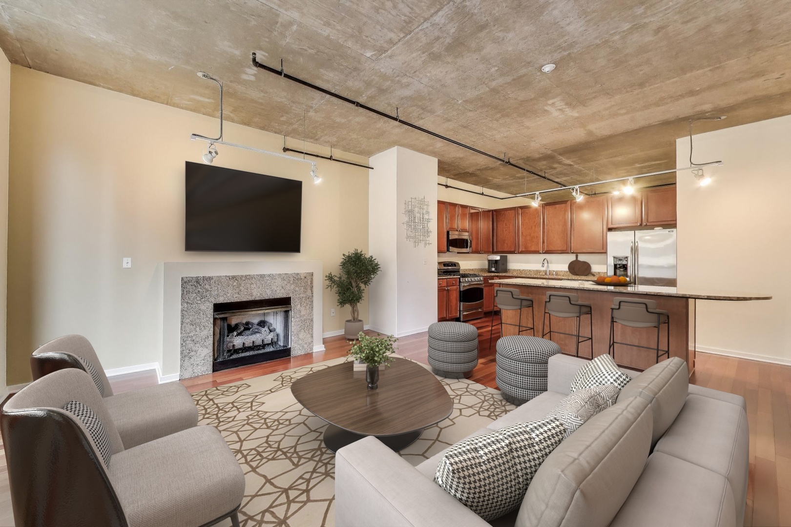 520 S State Street Unit: 706