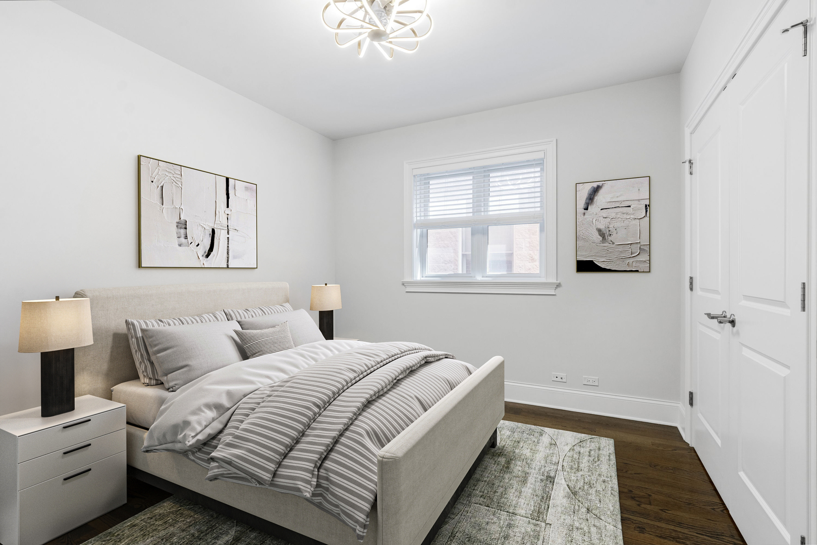 1833 W Addison Street Unit: 2