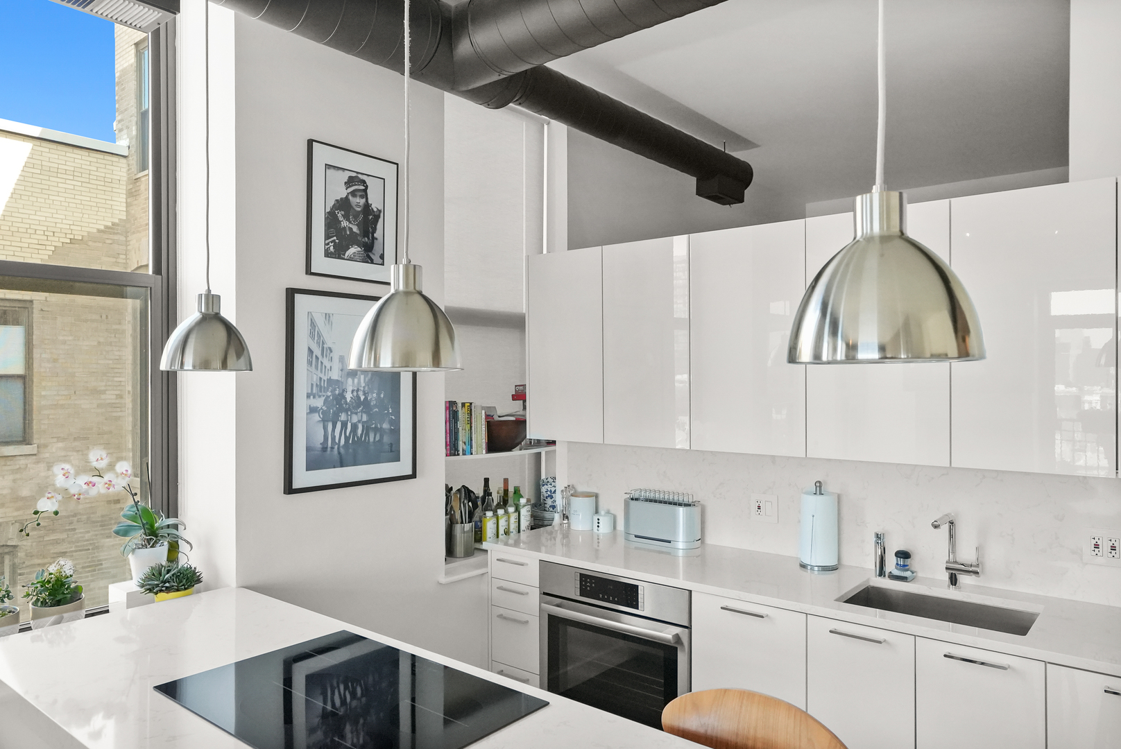 811 S Lytle Street Unit: 612