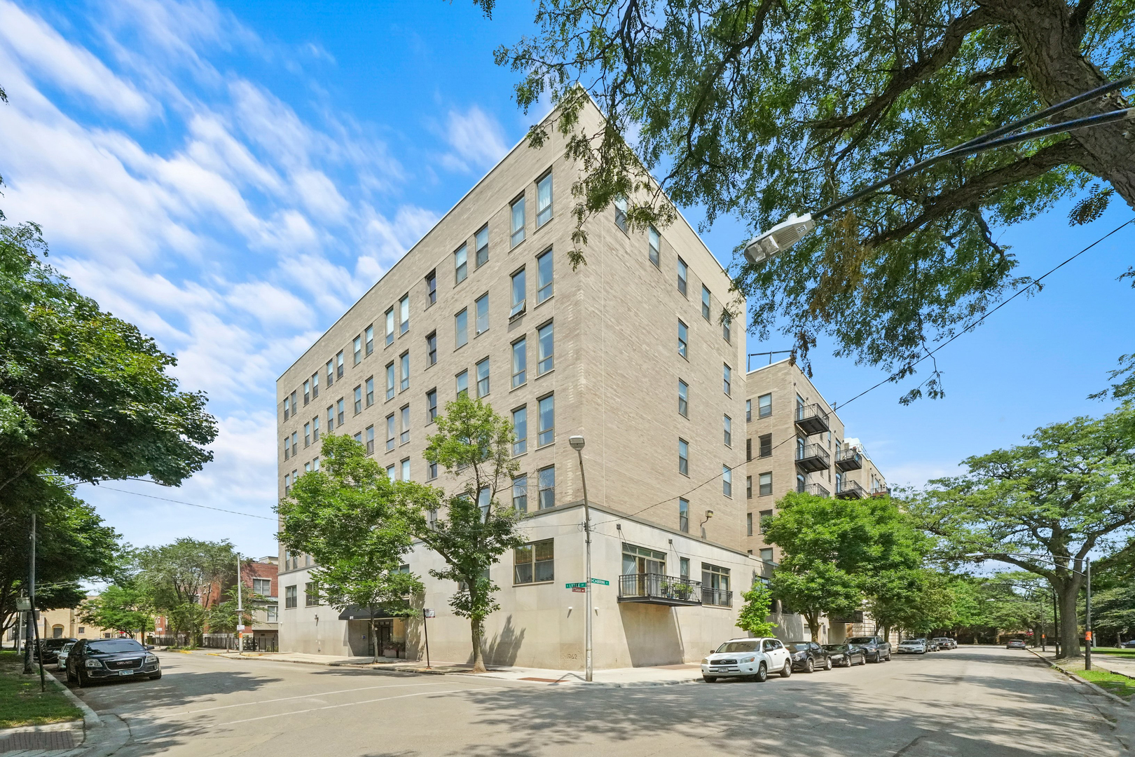 811 S Lytle Street Unit: 612