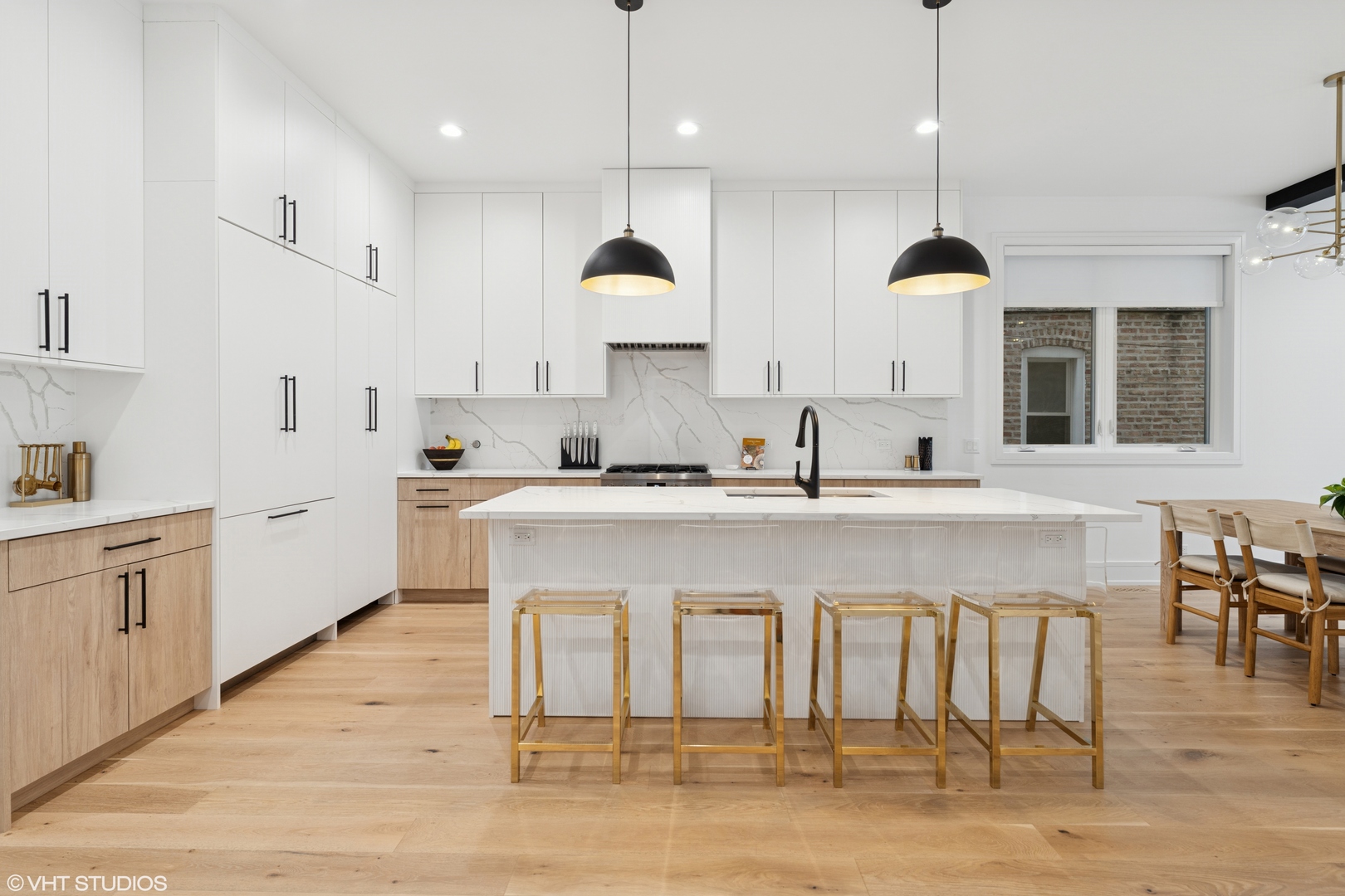 1714 N Washtenaw Avenue Unit: 1