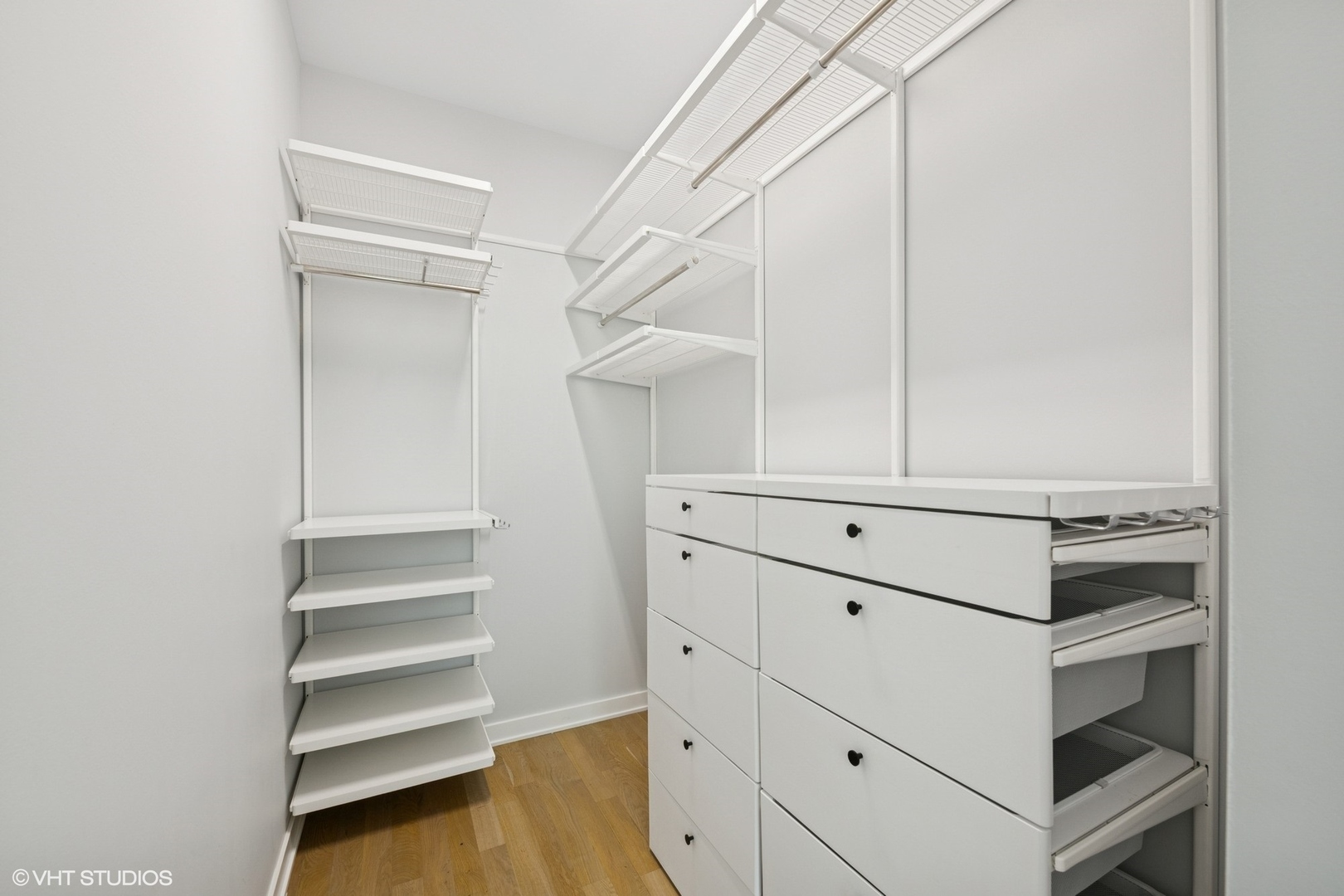 1708 W CERMAK Road Unit: 2E