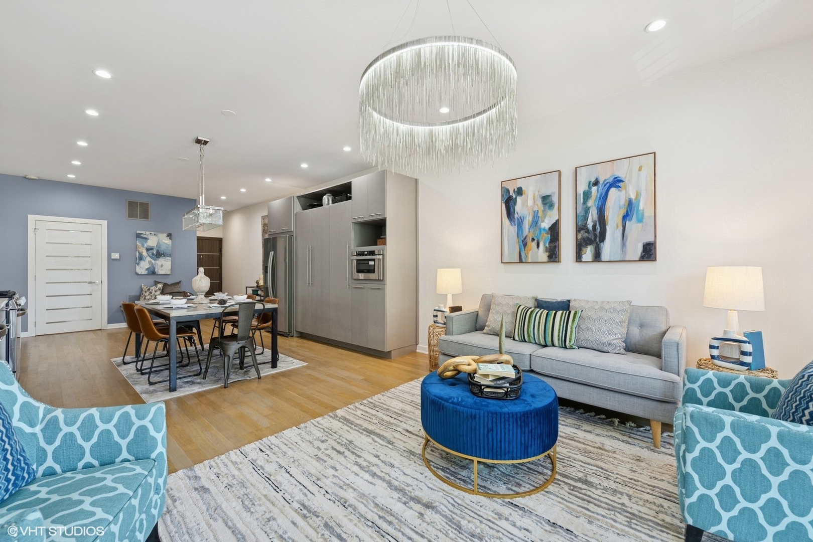 1708 W CERMAK Road Unit: 2E