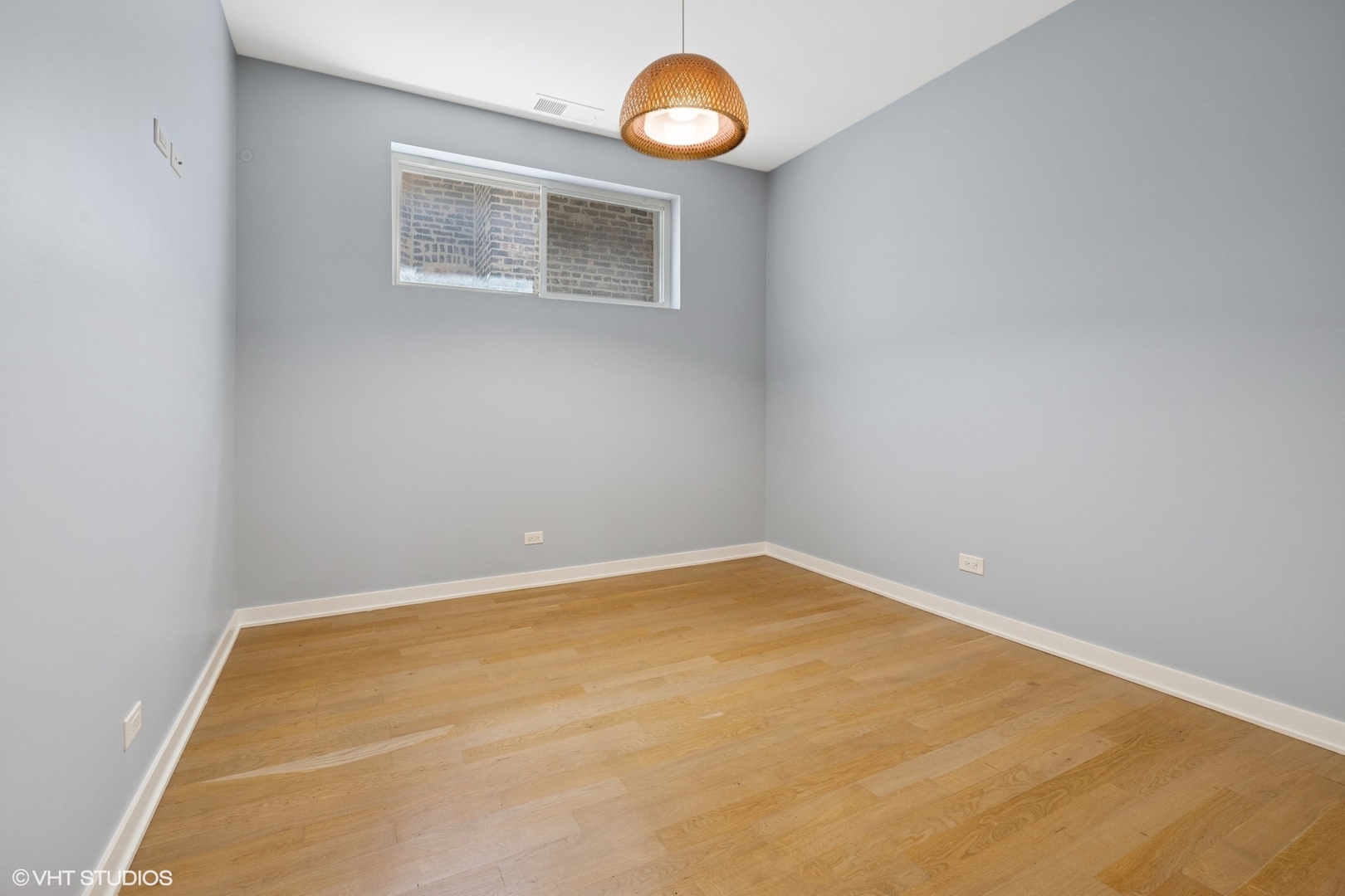 1708 W CERMAK Road Unit: 2E