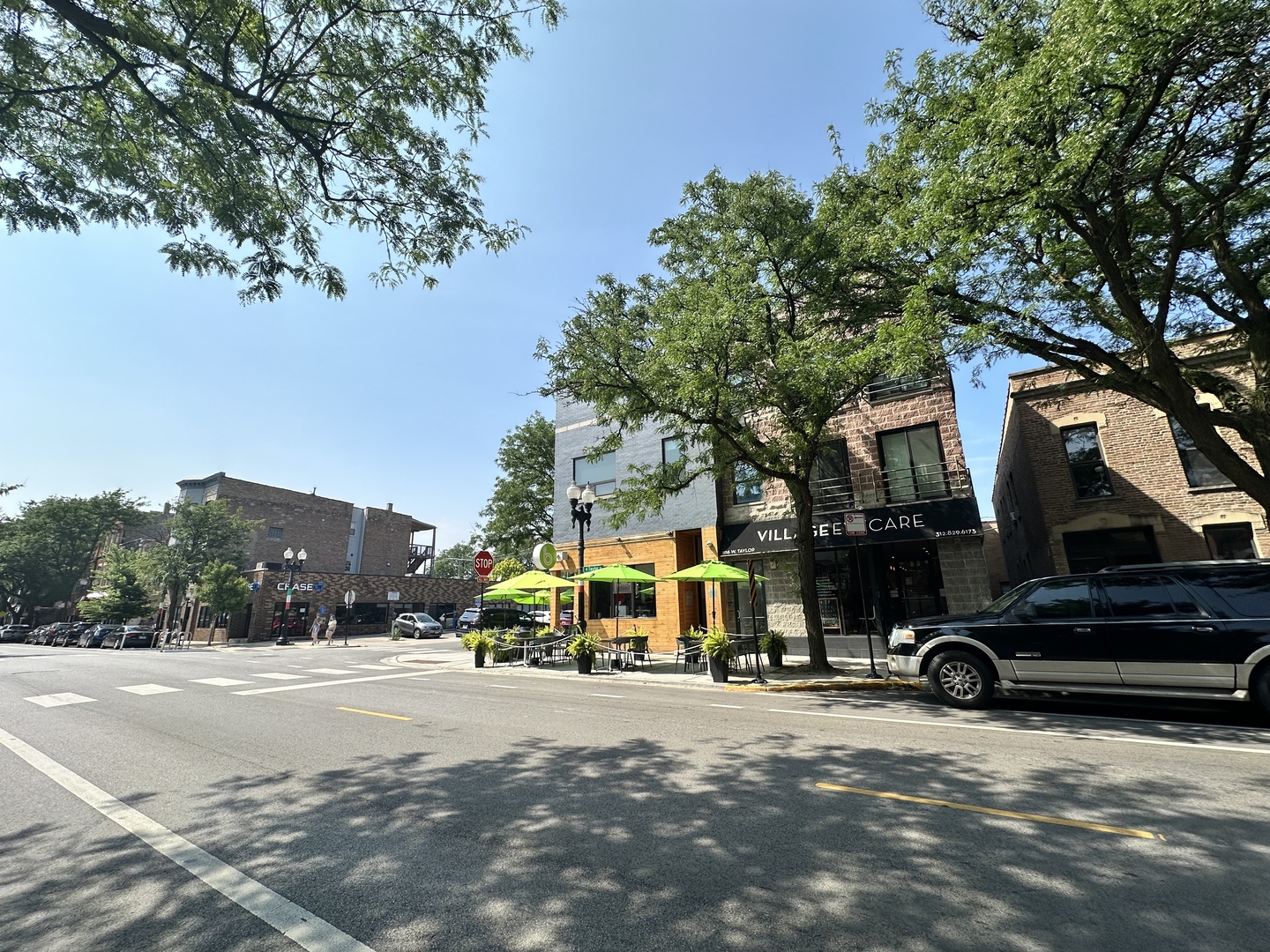 1708 W CERMAK Road Unit: 2E