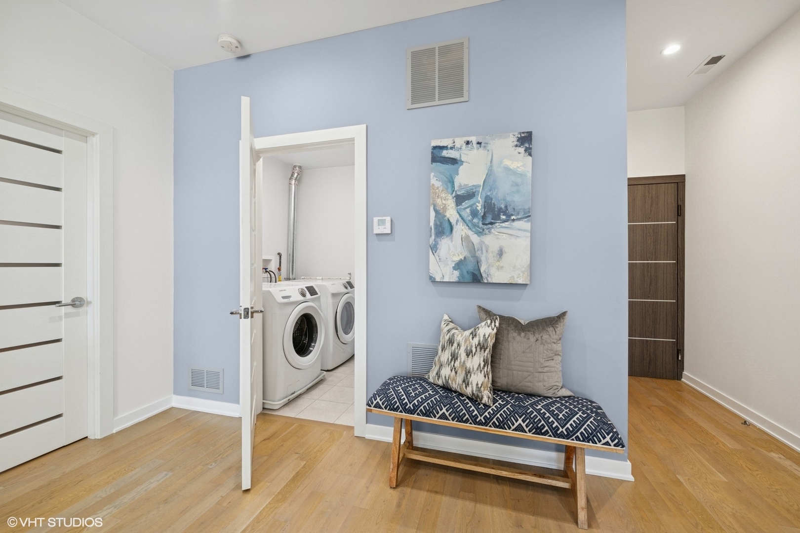 1708 W CERMAK Road Unit: 2E