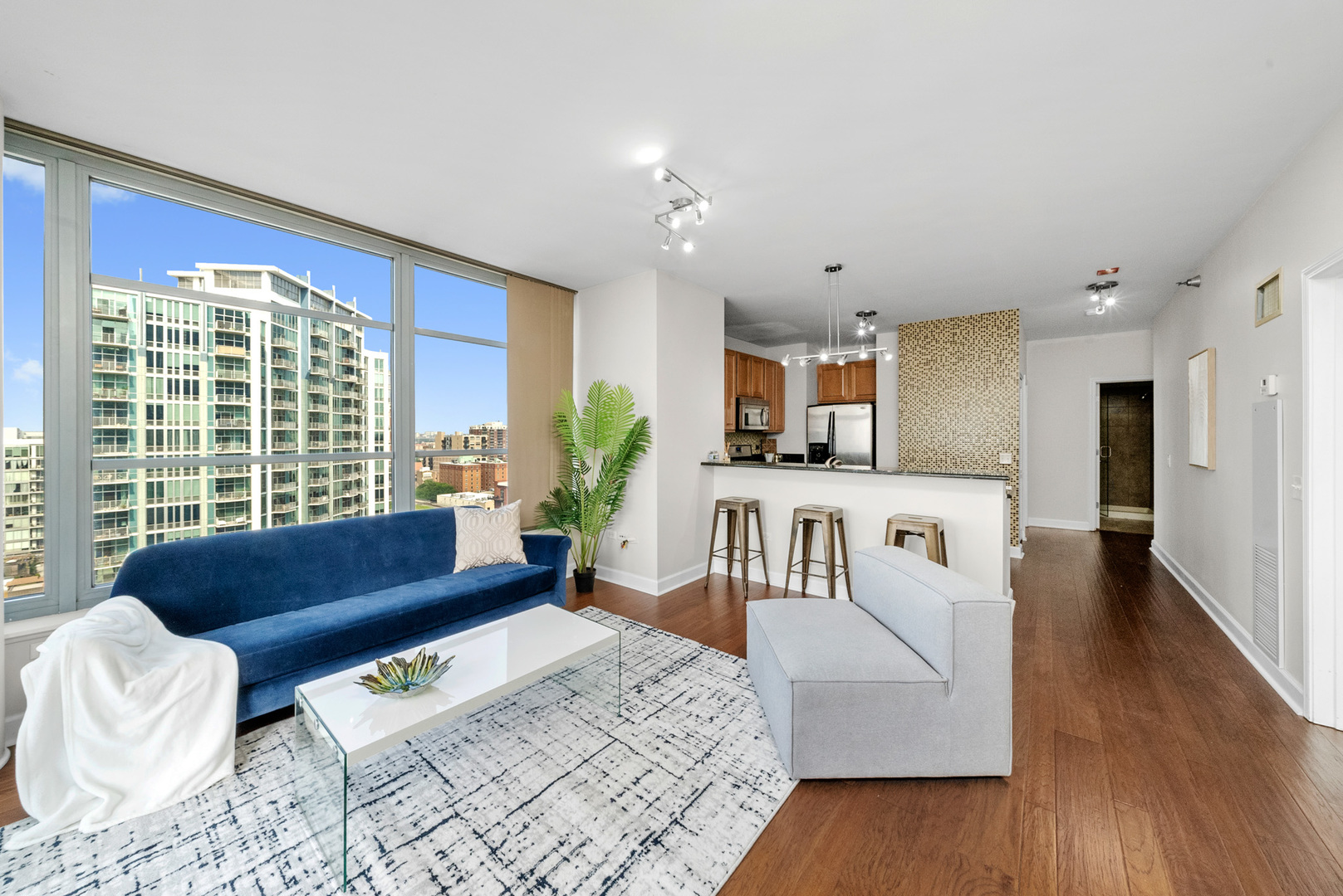 1600 S Prairie Avenue Unit: 1507