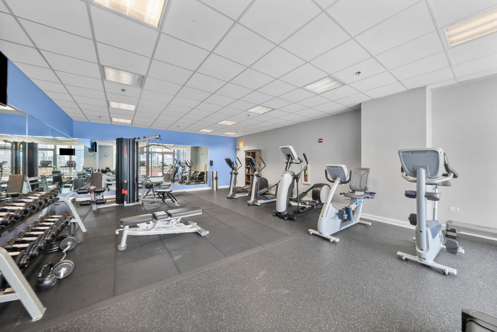 1600 S Prairie Avenue Unit: 1507
