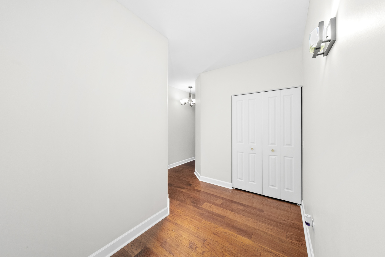 1600 S Prairie Avenue Unit: 1507