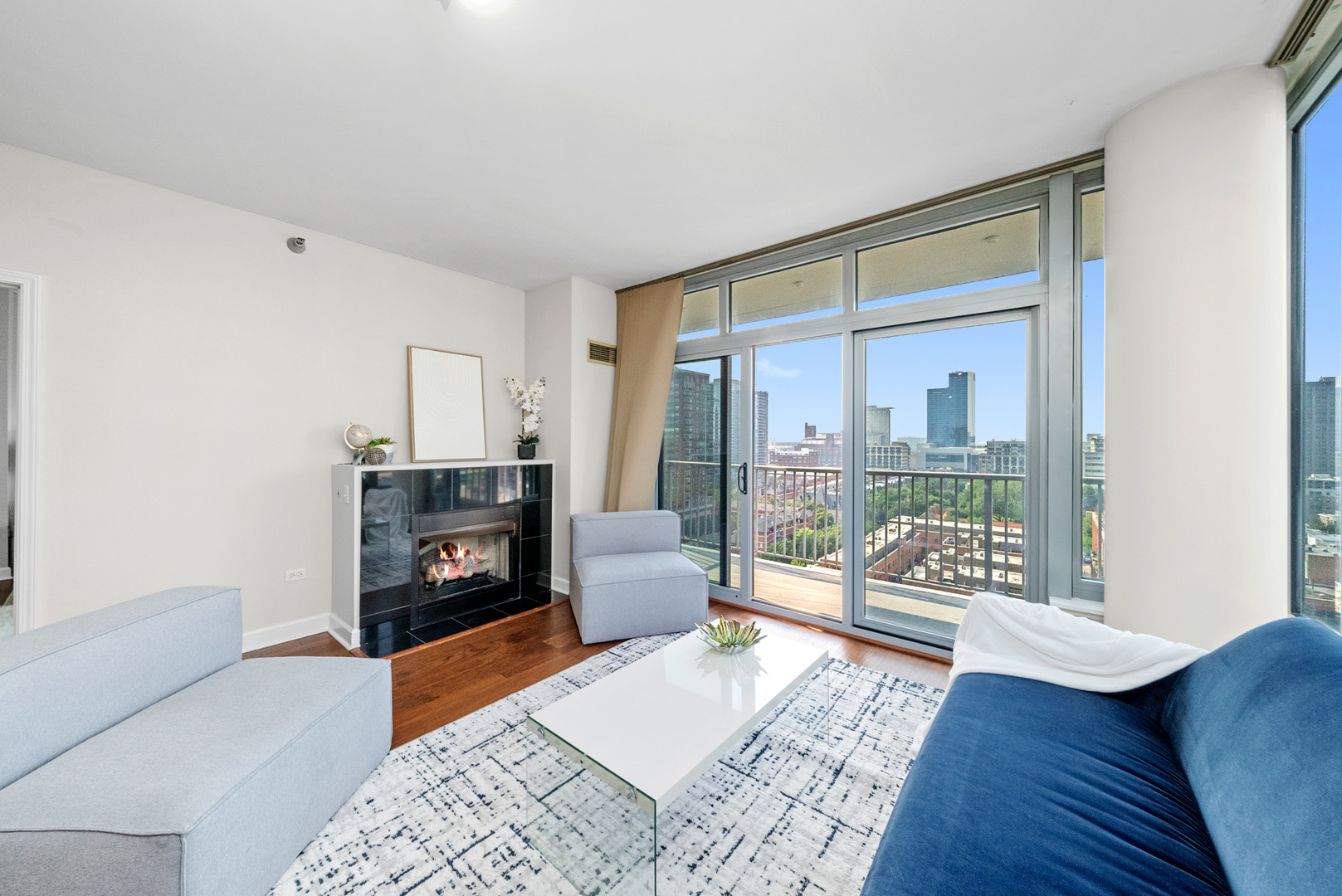 1600 S Prairie Avenue Unit: 1507