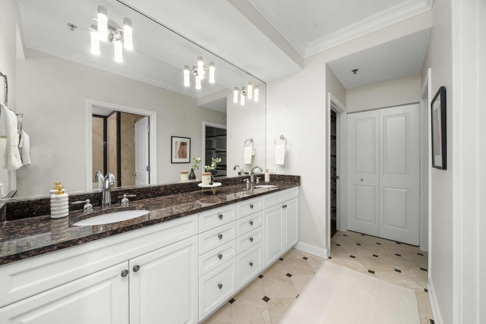 1250 S Michigan Avenue Unit: 2900