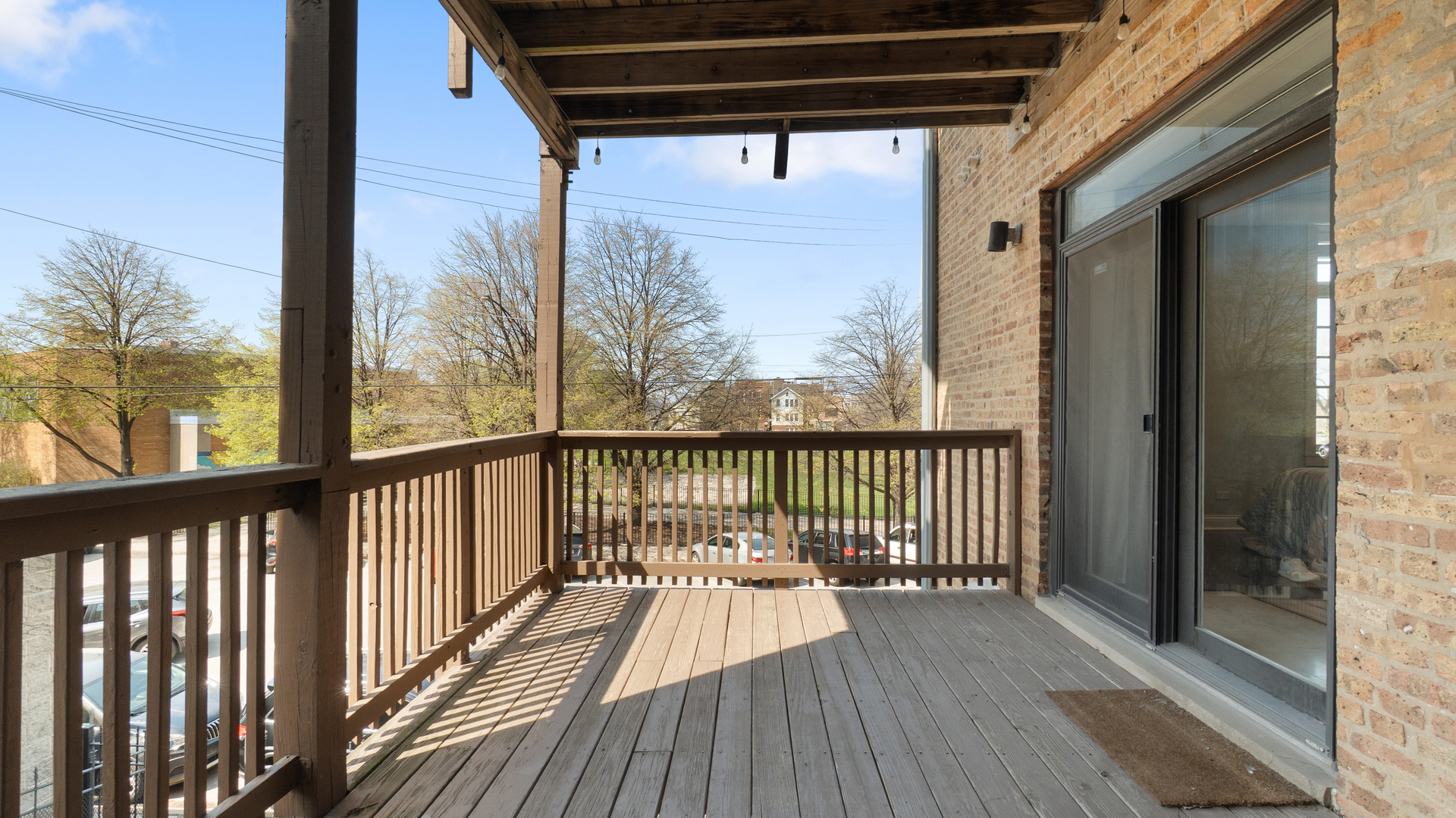 636 N Racine Avenue Unit: 2N