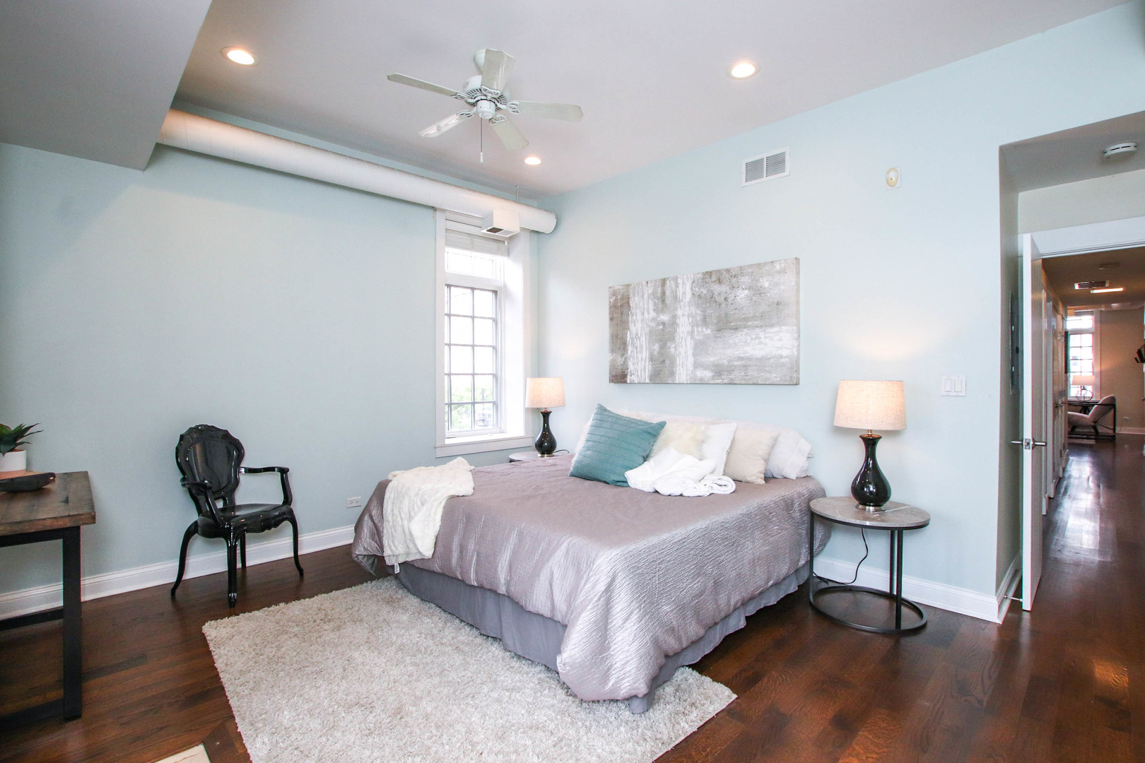 636 N Racine Avenue Unit: 2N