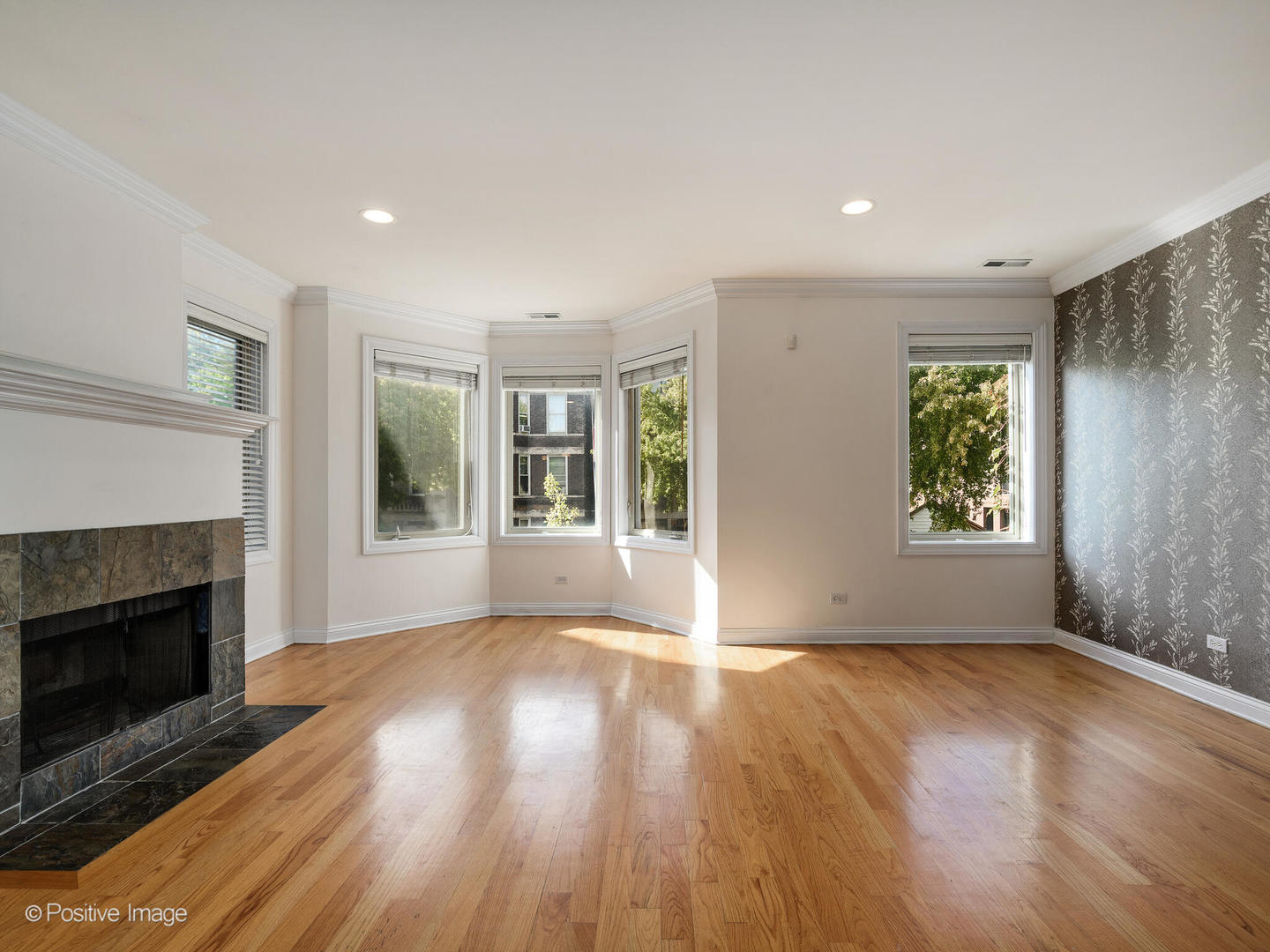 1533 N Campbell Avenue Unit: 2