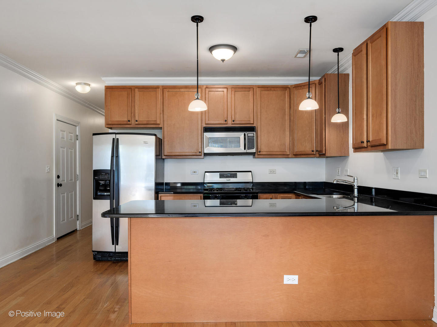 1533 N Campbell Avenue Unit: 2