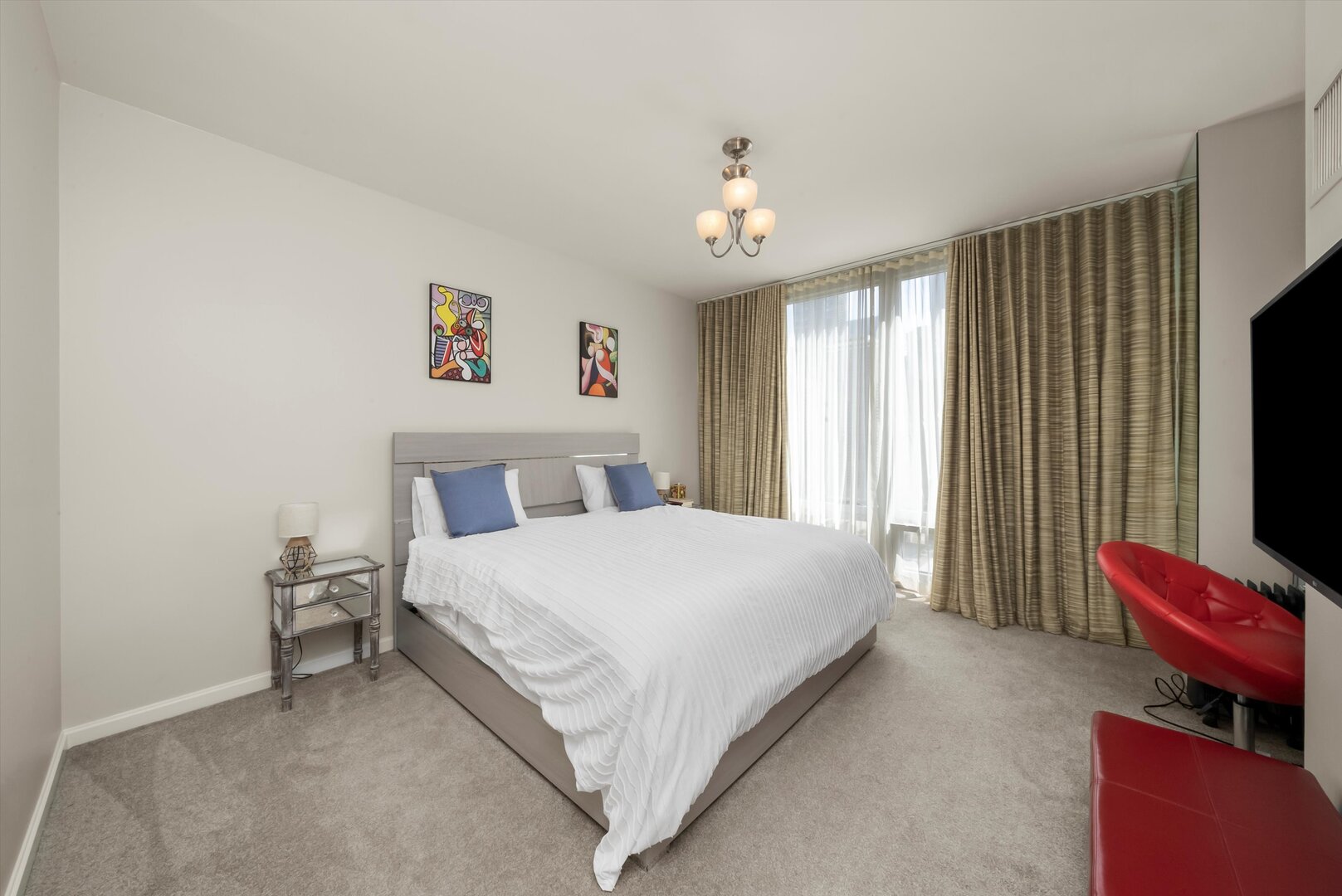 160 E Illinois Street Unit: 2101