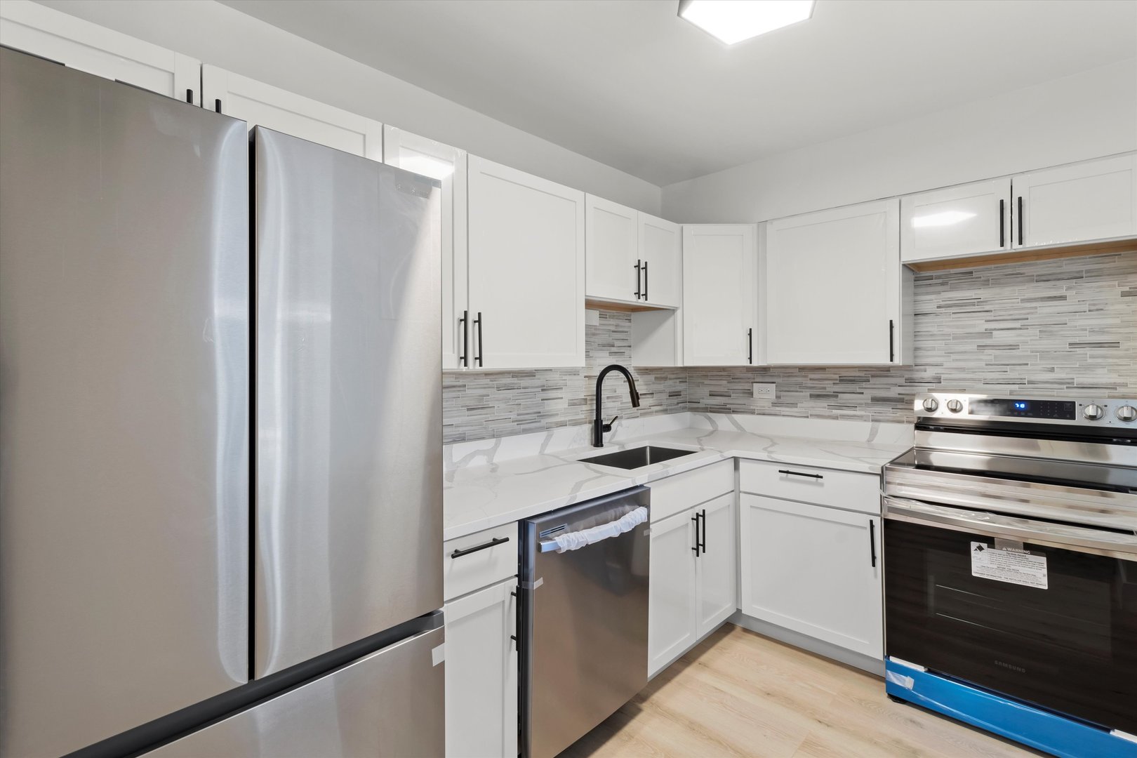 1560 N Sandburg Terrace Unit: 1508J