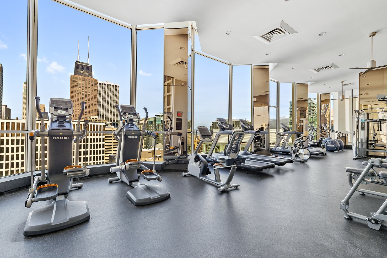 535 N MICHIGAN Avenue Unit: 1009