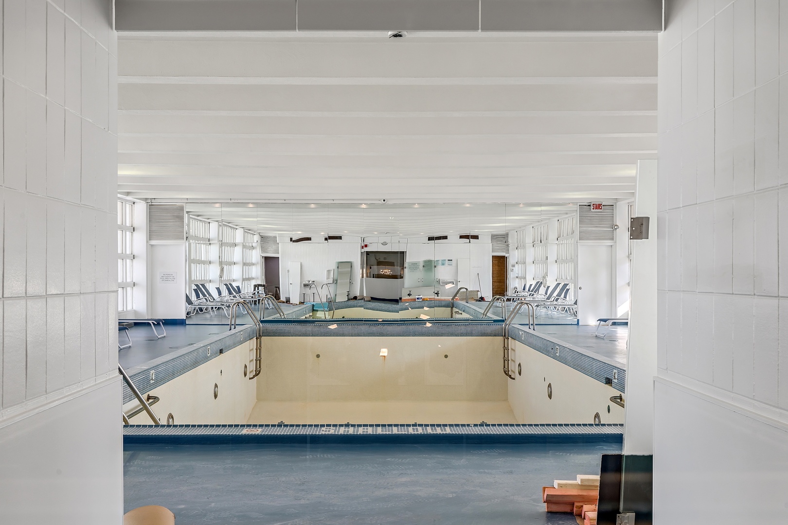 535 N MICHIGAN Avenue Unit: 1009