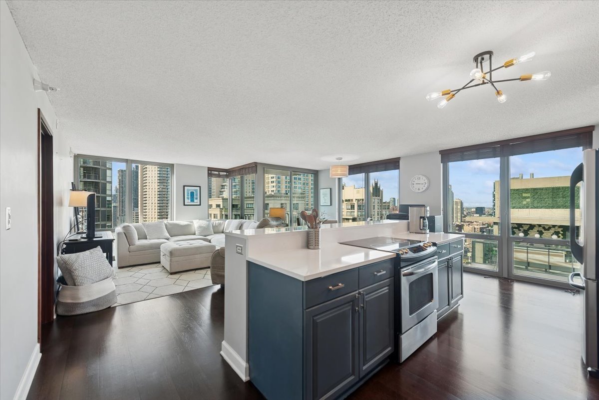 2 E Erie Street Unit: 2605