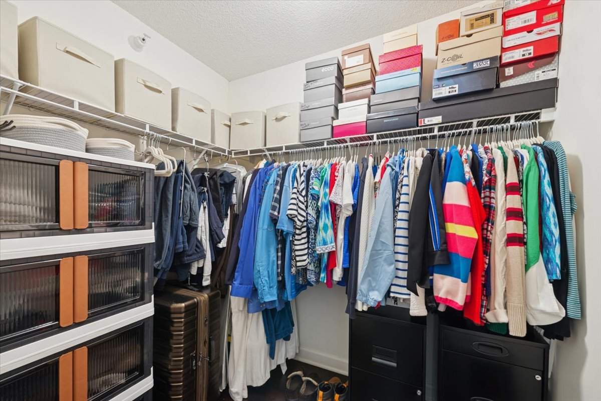 2 E Erie Street Unit: 2605