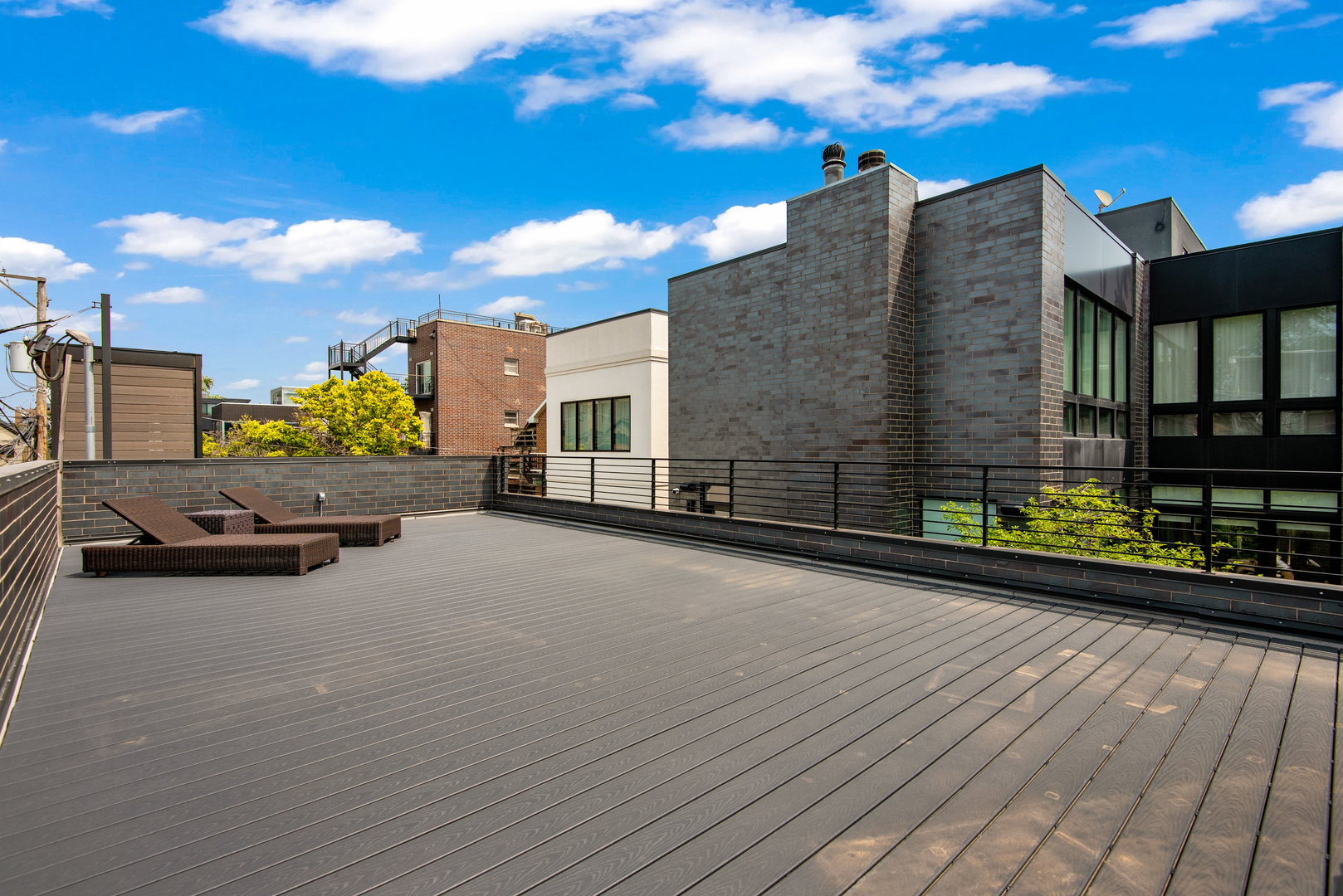 1622 N Wolcott Avenue