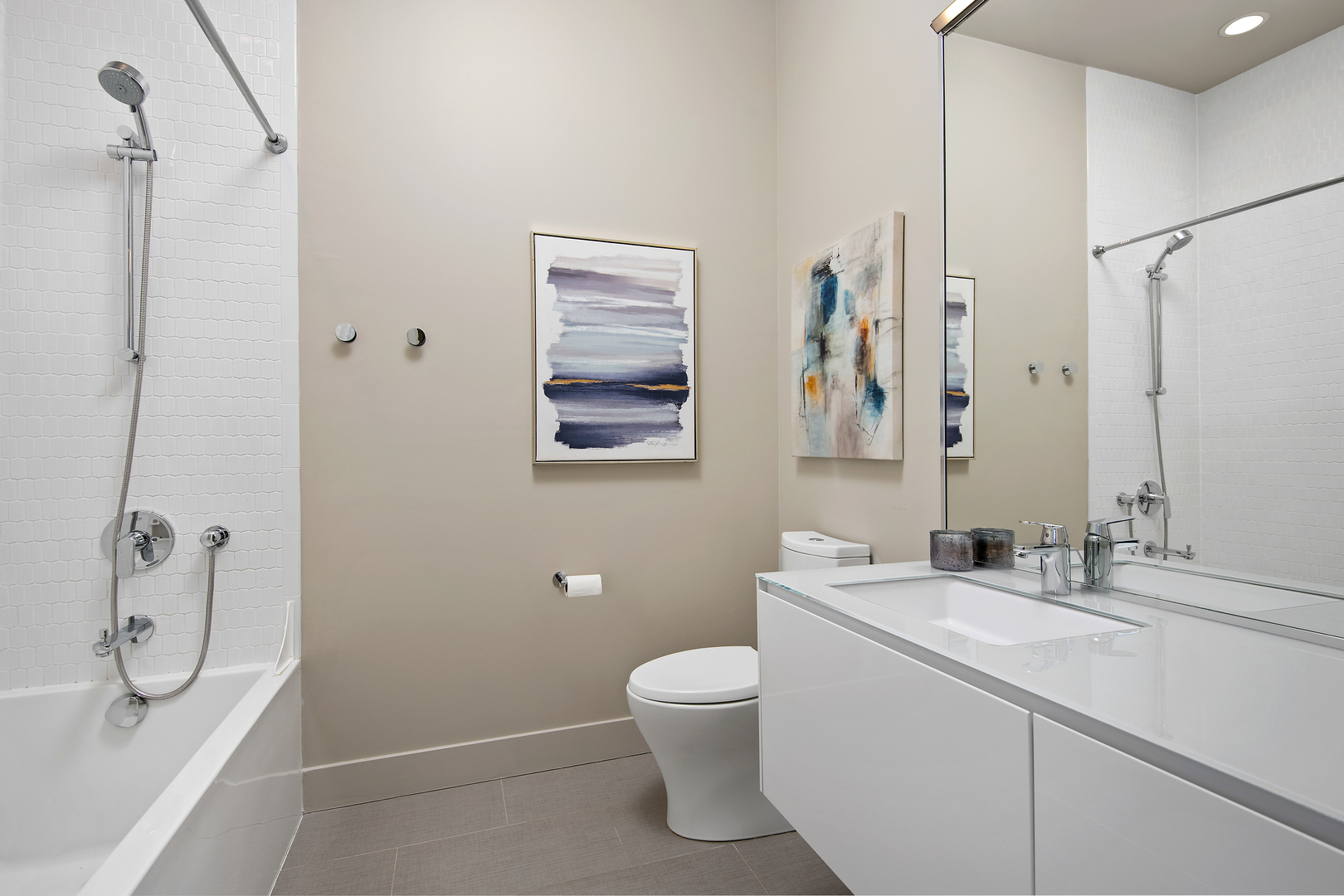 1622 N Wolcott Avenue