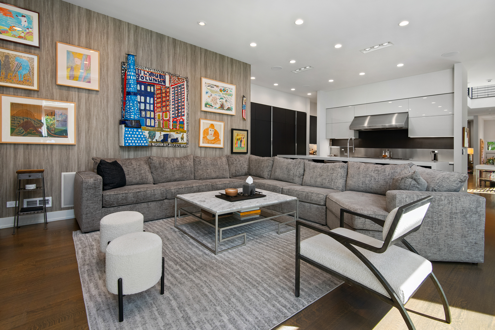 1622 N Wolcott Avenue