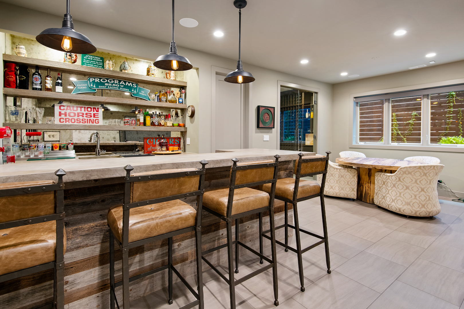 1622 N Wolcott Avenue