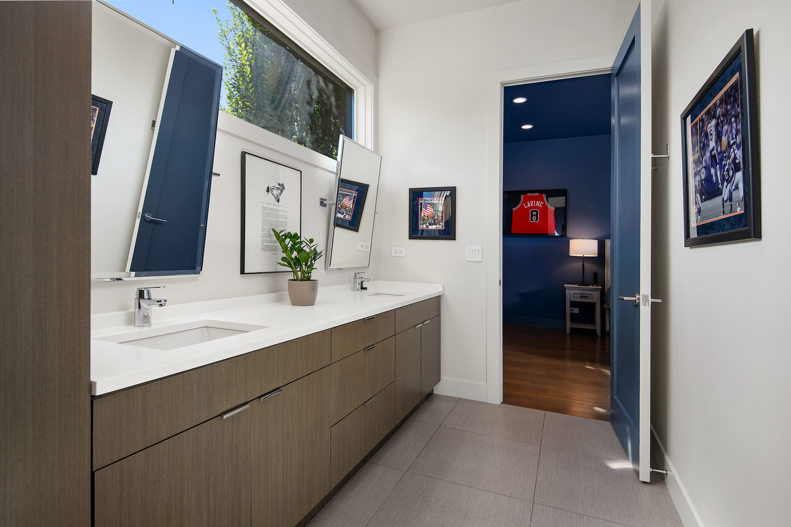 1622 N Wolcott Avenue