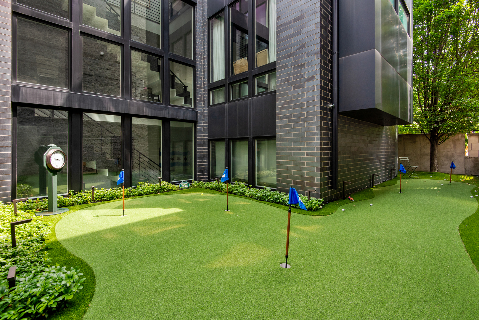 1622 N Wolcott Avenue