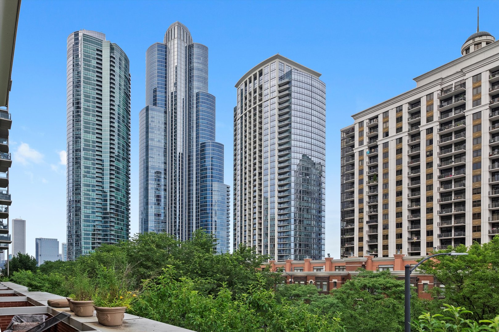 1336 S Indiana Avenue