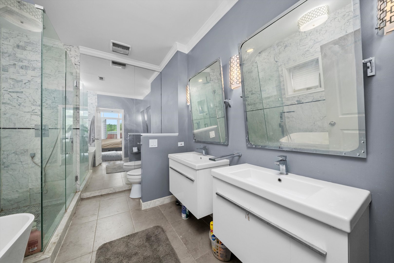 1336 S Indiana Avenue