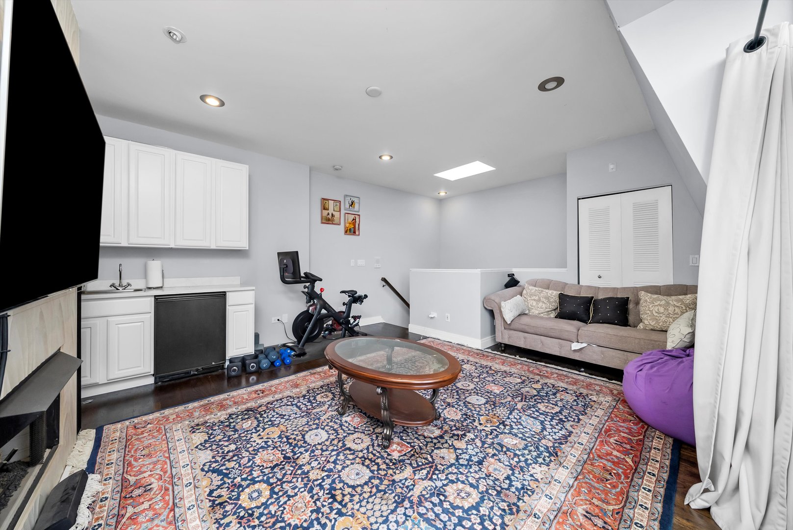 1336 S Indiana Avenue