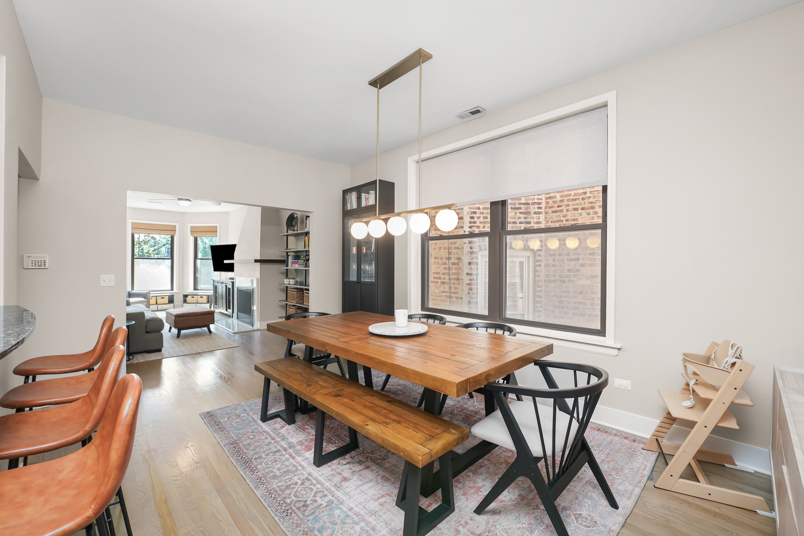 2332 W HURON Street Unit: 2W