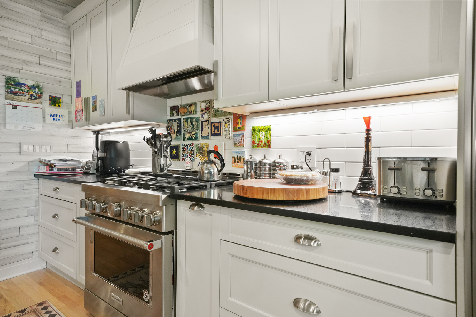 1530 W Monroe Street