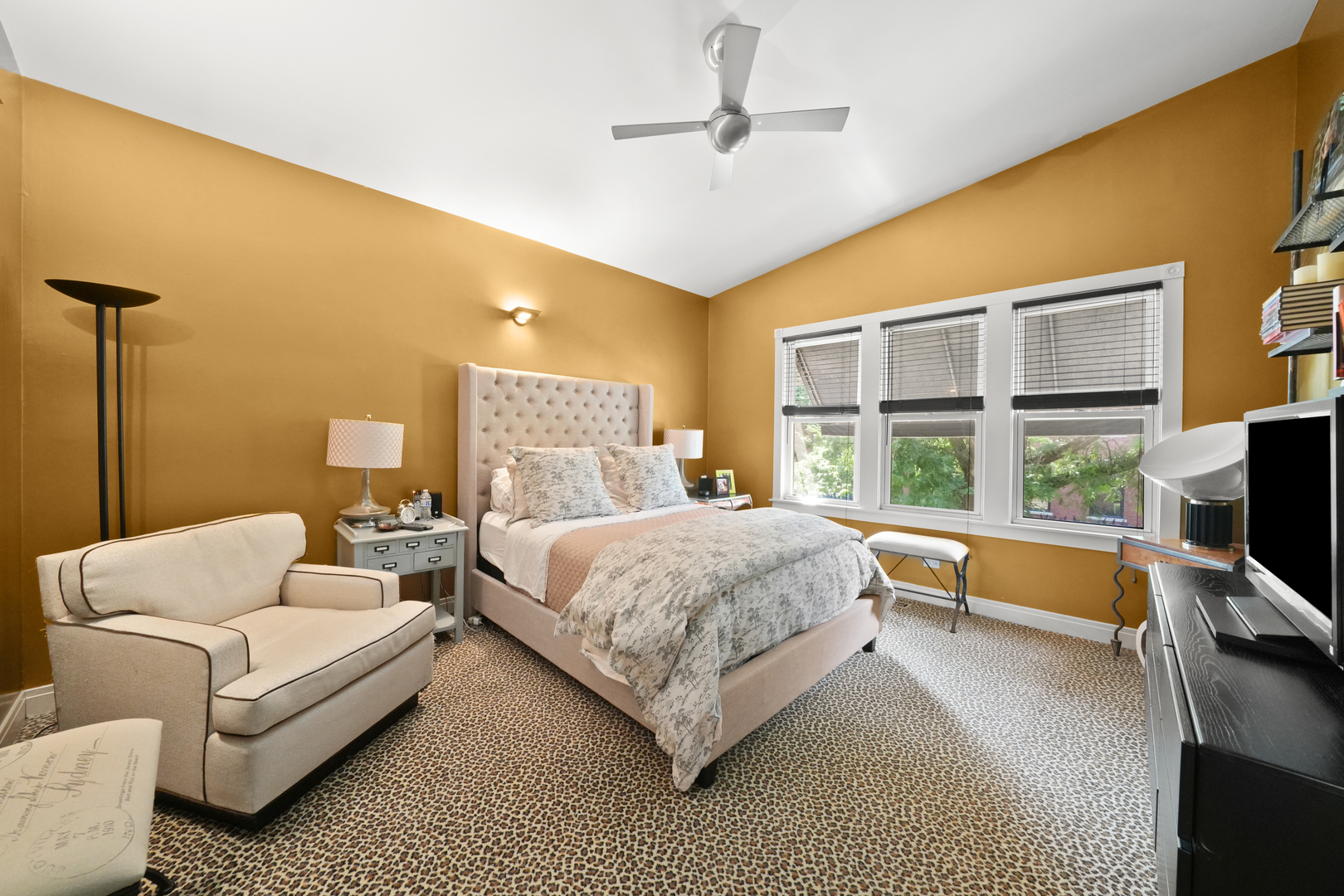 1530 W Monroe Street