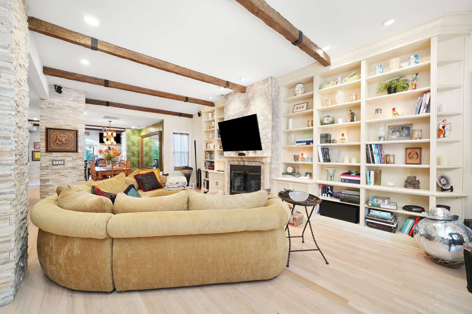 1530 W Monroe Street