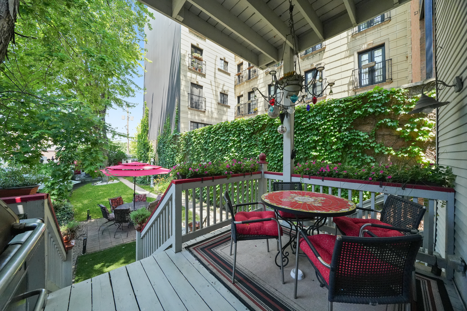 1530 W Monroe Street