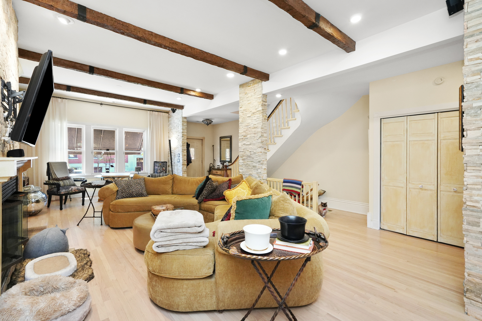 1530 W Monroe Street