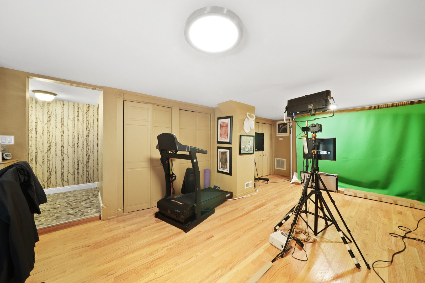 1530 W Monroe Street